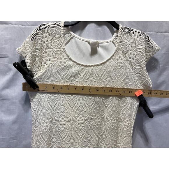 Vintage Brittney Black Medium Off-White Boho Short Sleeve Top, 90's Flare - Picture 3 of 6